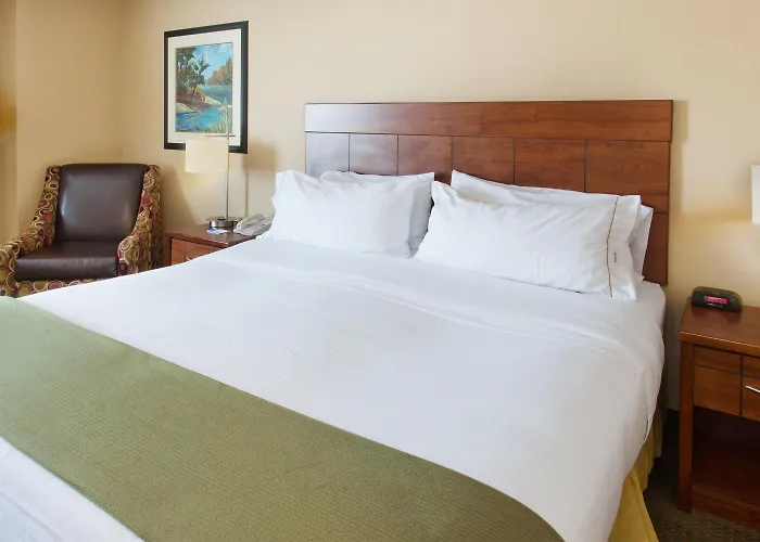 Holiday Inn Express Hotel & Suites Portland-Northwest Downtown By Ihg